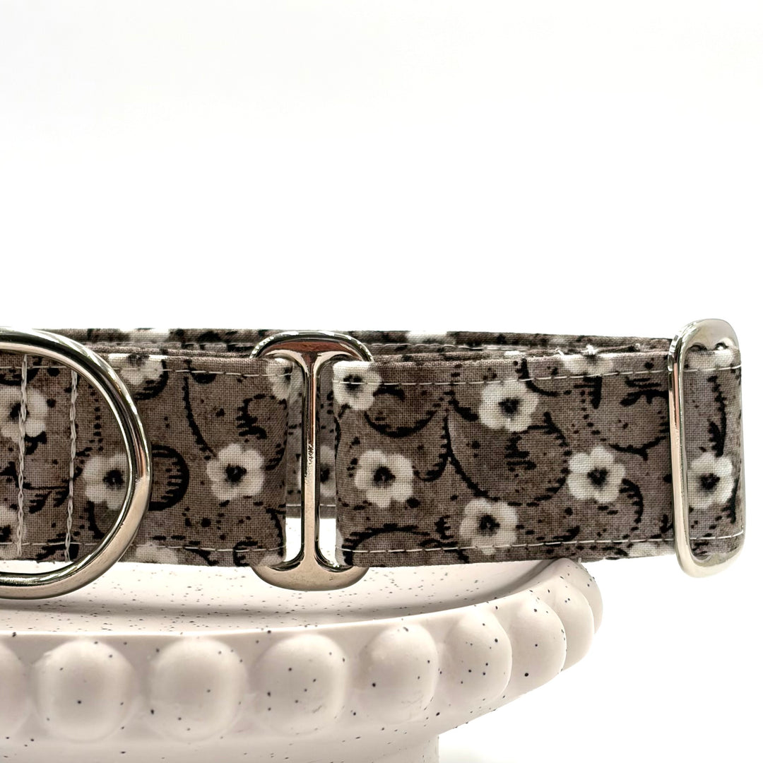 Martingale Collar - Vintage Meadow