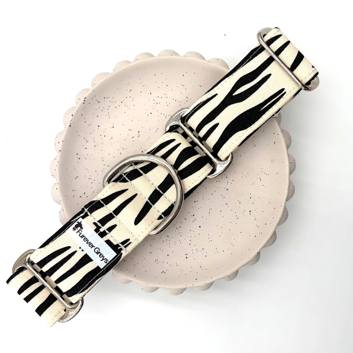 Martingale Collar - Midnight Safari