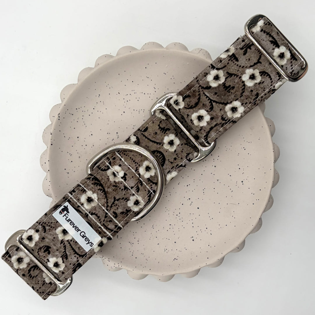 Martingale Collar - Vintage Meadow
