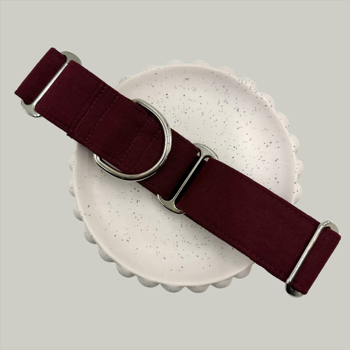 Martingale Collar - Crimson Maple